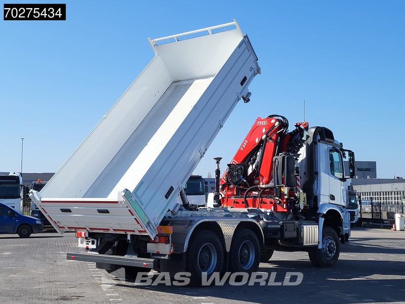 Mercedes-Benz Arocs 3348 6X6 NEW Fassi F255A.2.24 Kran Crane 3-way tipper Navi Euro 6 - 翻斗车, 起重车:图3 Mercedes-Benz Arocs 3348 6X6 NEW Fassi F255A.2.24 Kran Crane 3-way tipper Navi Euro 6 - 翻斗车, 起重车:图3