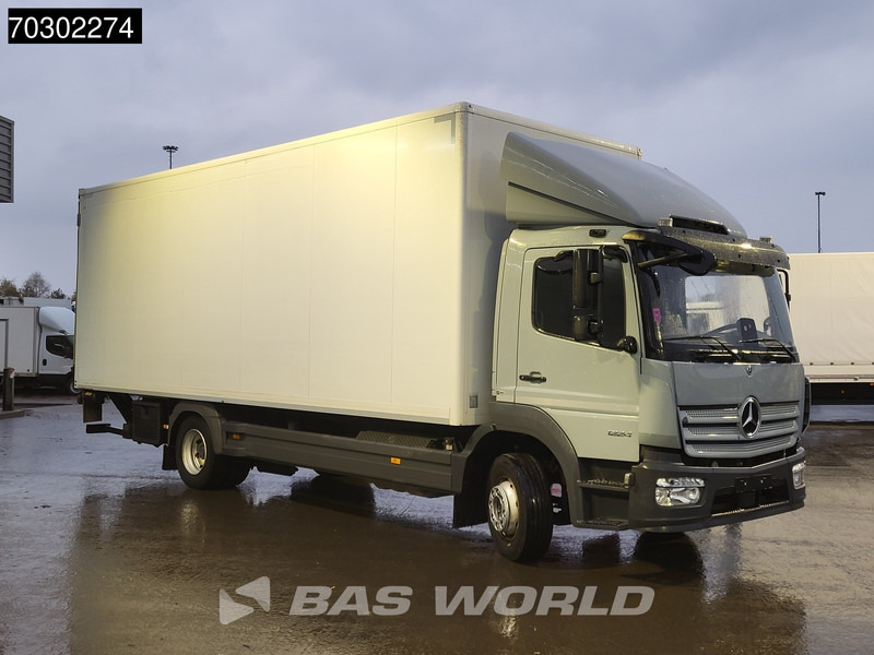 Mercedes-Benz Atego 1224 Atego 4X2 6-Cylinder 12t Automatic Tail Gate Euro 6 - 厢式卡车:图3 Mercedes-Benz Atego 1224 Atego 4X2 6-Cylinder 12t Automatic Tail Gate Euro 6 - 厢式卡车:图3