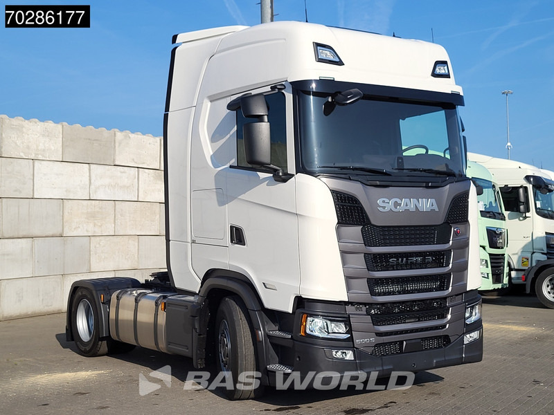 Scania S500 S 4X2 NEW! Retarder 2x Tanks Standklima ACC - 牵引车:图3 Scania S500 S 4X2 NEW! Retarder 2x Tanks Standklima ACC - 牵引车:图3