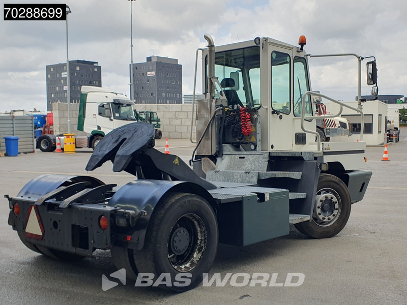 Terberg YT 222 4X2 NL-Truck Big-Axle - 码头牵引车:图5 Terberg YT 222 4X2 NL-Truck Big-Axle - 码头牵引车:图5
