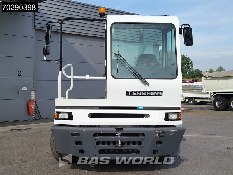 码头牵引车 Terberg YT222 4X2 NL-Truck EPA Big-Axle Hebesattel:图6 码头牵引车 Terberg YT222 4X2 NL-Truck EPA Big-Axle Hebesattel:图6