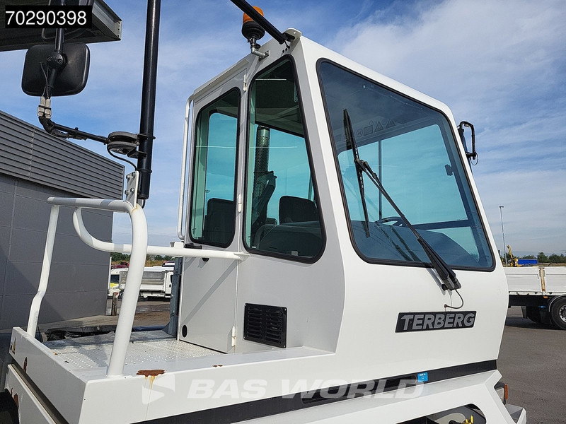码头牵引车 Terberg YT222 4X2 NL-Truck EPA Big-Axle Hebesattel:图8 码头牵引车 Terberg YT222 4X2 NL-Truck EPA Big-Axle Hebesattel:图8