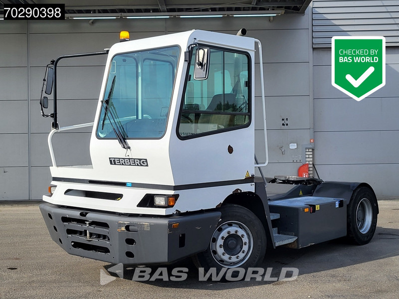 Terberg YT222 4X2 NL-Truck EPA Big-Axle Hebesattel - 码头牵引车:图1 Terberg YT222 4X2 NL-Truck EPA Big-Axle Hebesattel - 码头牵引车:图1