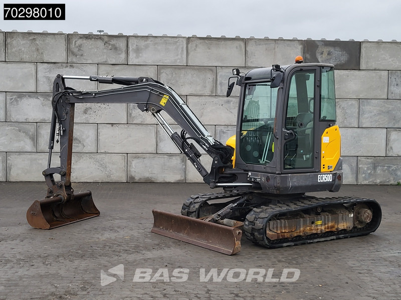 Volvo ECR50 D 3 BUCKETS - 小型挖掘机:图3 Volvo ECR50 D 3 BUCKETS - 小型挖掘机:图3