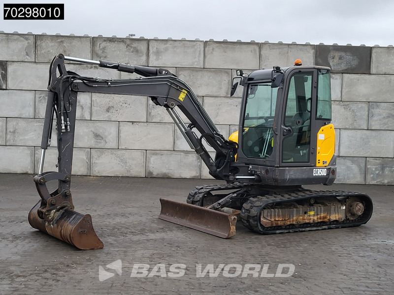 Volvo ECR50 D 3 BUCKETS - 小型挖掘机:图2 Volvo ECR50 D 3 BUCKETS - 小型挖掘机:图2