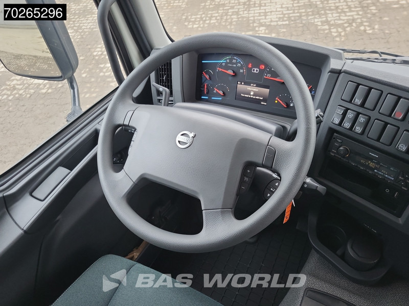 Interior photo 2: Volvo FE 320 4X2 NEW 18t chassis PTO Preparation Automatic Euro 6 租赁 Volvo FE 320 4X2 NEW 18t chassis PTO Preparation Automatic Euro 6