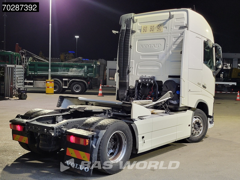 Volvo FH 500 FH 4X2 2xTanks I-ParkCool Euro 6 - 牵引车:图5 Volvo FH 500 FH 4X2 2xTanks I-ParkCool Euro 6 - 牵引车:图5