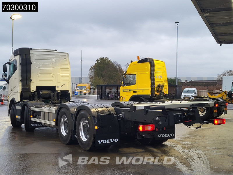 Volvo FH16 750 FH 8X4 NEW 8x4 chassis! Air suspension Big-Axle Automatic VEB+ Euro 6 - 驾驶室底盘卡车:图2 Volvo FH16 750 FH 8X4 NEW 8x4 chassis! Air suspension Big-Axle Automatic VEB+ Euro 6 - 驾驶室底盘卡车:图2