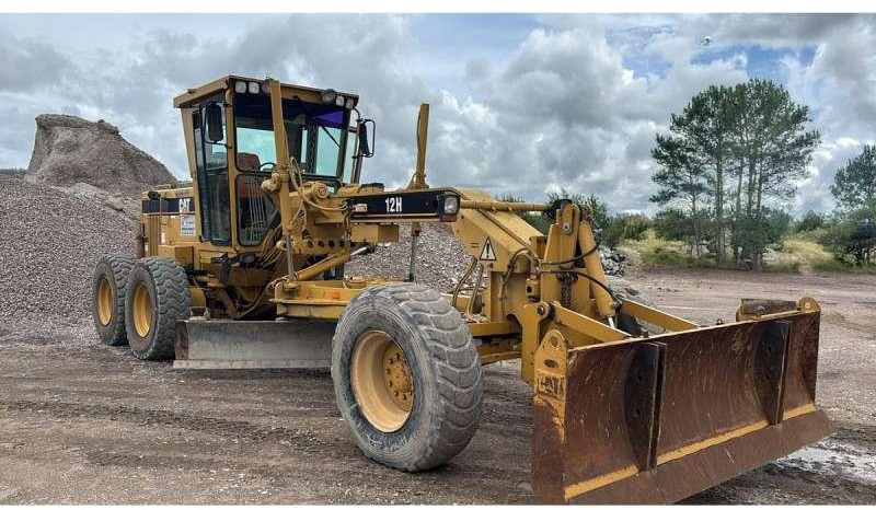 Caterpillar 12H-ES - 平路机:图1 Caterpillar 12H-ES - 平路机:图1