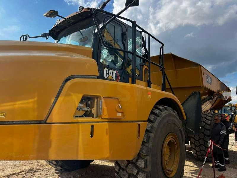 Caterpillar 740GC - 铰接式自卸车:图3 Caterpillar 740GC - 铰接式自卸车:图3