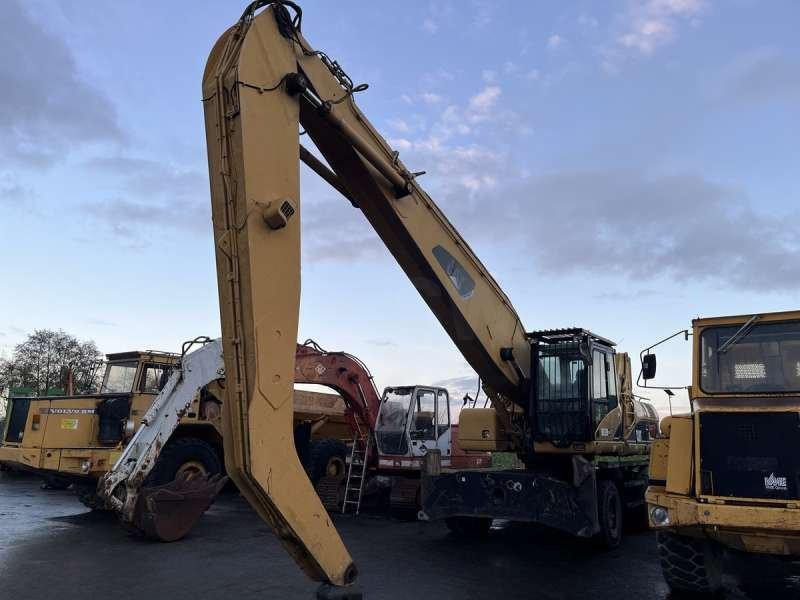 Caterpillar M325D MH - 垃圾/ 工业叉装车:图2 Caterpillar M325D MH - 垃圾/ 工业叉装车:图2