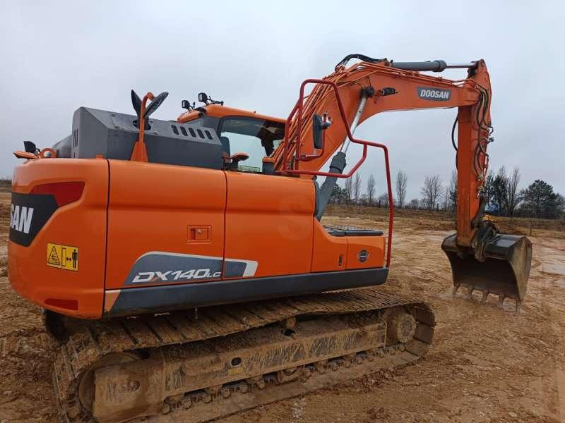 Doosan DX140LC-5 - 履带式挖掘机:图3 Doosan DX140LC-5 - 履带式挖掘机:图3