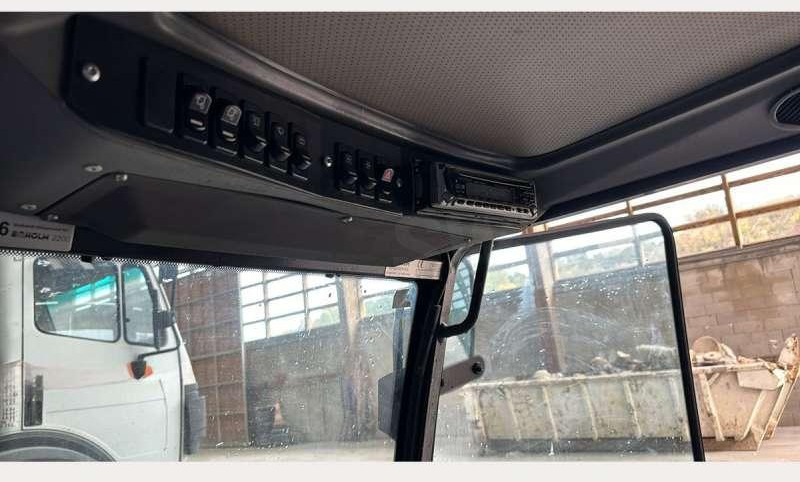 EGHOLM MASKINER 22A - 道路清扫机:图4 EGHOLM MASKINER 22A - 道路清扫机:图4