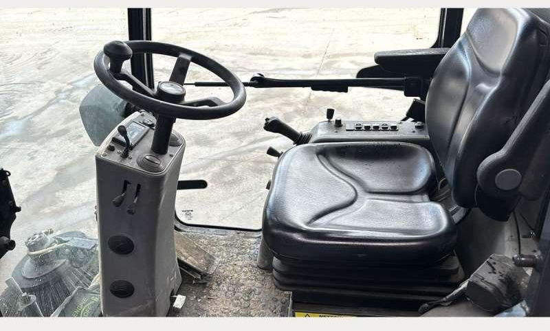 EGHOLM MASKINER 22A - 道路清扫机:图3 EGHOLM MASKINER 22A - 道路清扫机:图3