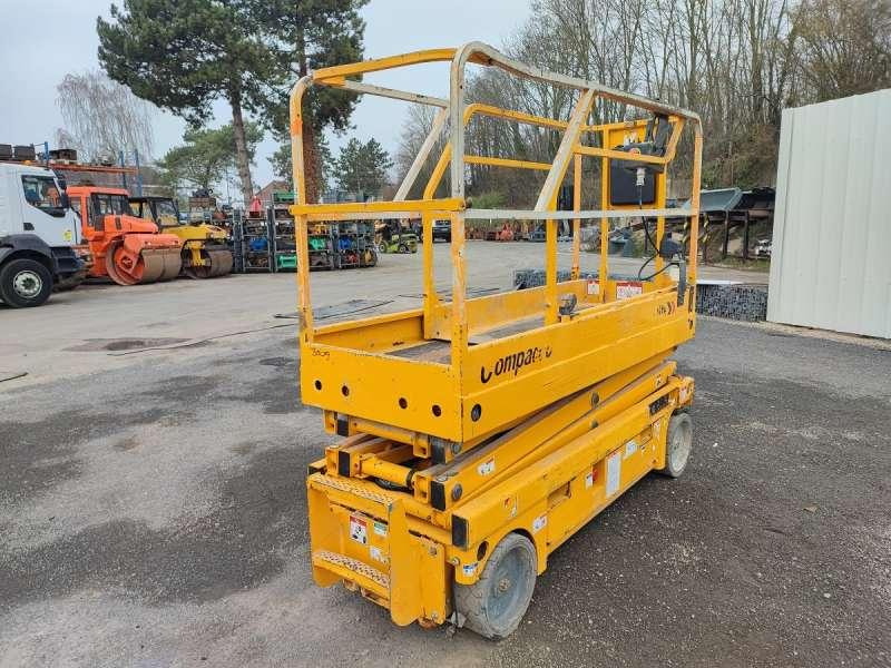 Haulotte CISEAUX COMPACT 8 - 垂直桅杆升降机:图3 Haulotte CISEAUX COMPACT 8 - 垂直桅杆升降机:图3