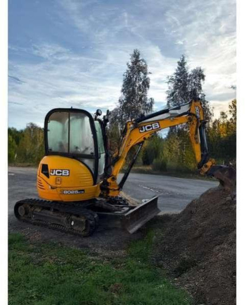 Jcb 8025 ZTSL - 小型挖掘机:图1 Jcb 8025 ZTSL - 小型挖掘机:图1