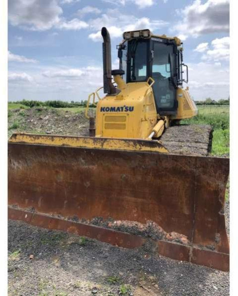 Komatsu D61PX-23 - 推土机:图2 Komatsu D61PX-23 - 推土机:图2