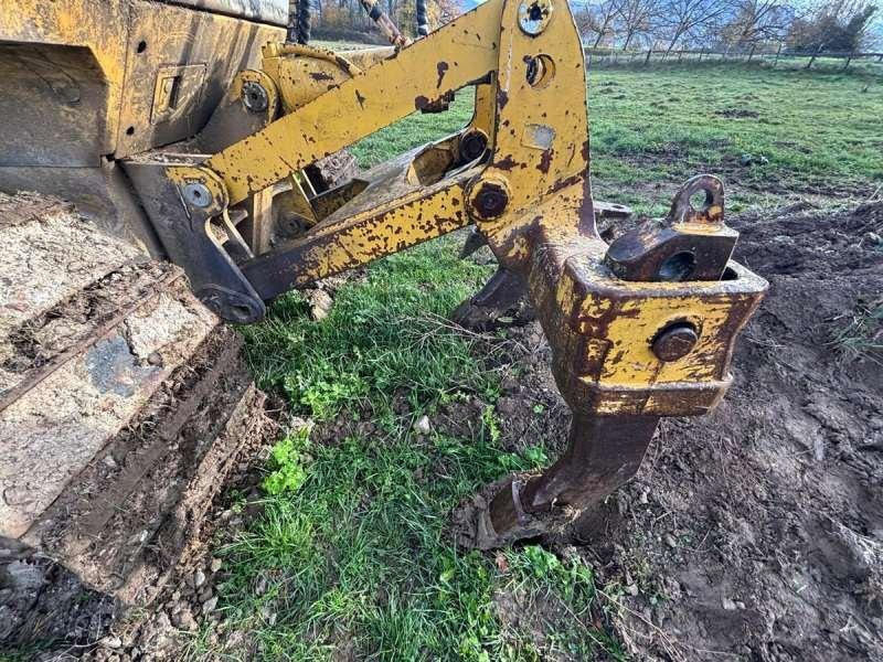 推土机 Komatsu D65EX-12：图14