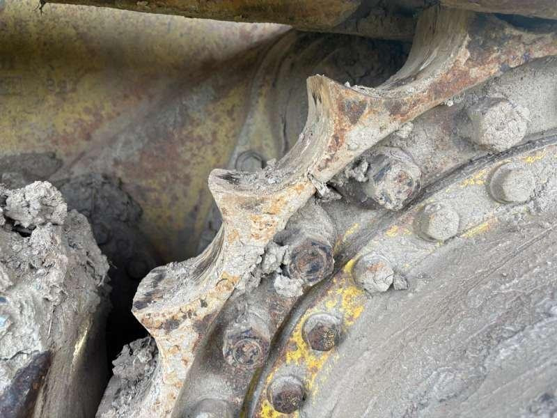 推土机 Komatsu D65EX-12：图34