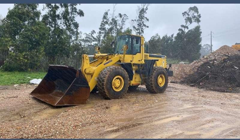 Komatsu WA470-3A - 轮式装载机:图2 Komatsu WA470-3A - 轮式装载机:图2