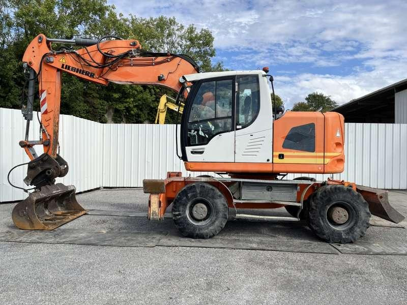 Liebherr A918 COMPACT - 轮式挖掘机:图3 Liebherr A918 COMPACT - 轮式挖掘机:图3