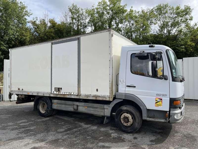 Mercedes ATEGO 1018 - 驾驶室底盘卡车:图1 Mercedes ATEGO 1018 - 驾驶室底盘卡车:图1