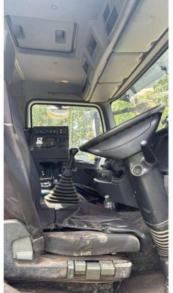 Mercedes AXOR 1829 - 道路清扫机:图5 Mercedes AXOR 1829 - 道路清扫机:图5