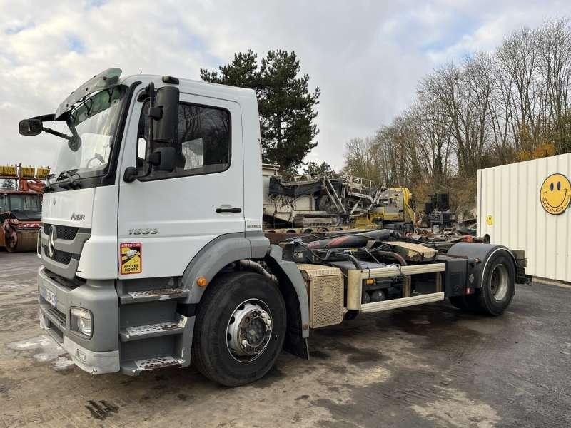 Mercedes AXOR 1833 - 吊钩升降车:图3 Mercedes AXOR 1833 - 吊钩升降车:图3