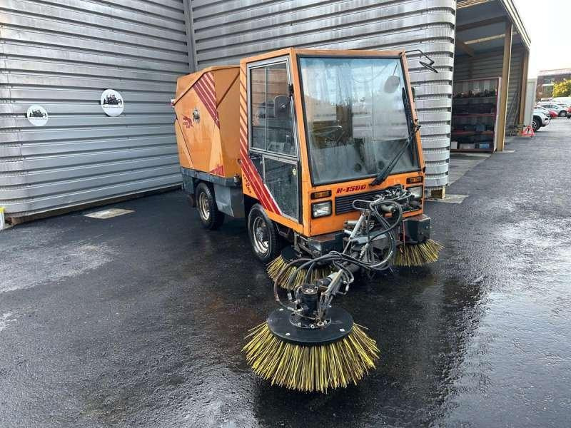 Rolba K1500 CITY CAT - 道路清扫机:图5 Rolba K1500 CITY CAT - 道路清扫机:图5