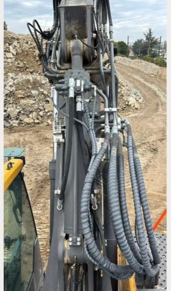 Volvo ECR235EL - 履带式挖掘机:图5 Volvo ECR235EL - 履带式挖掘机:图5