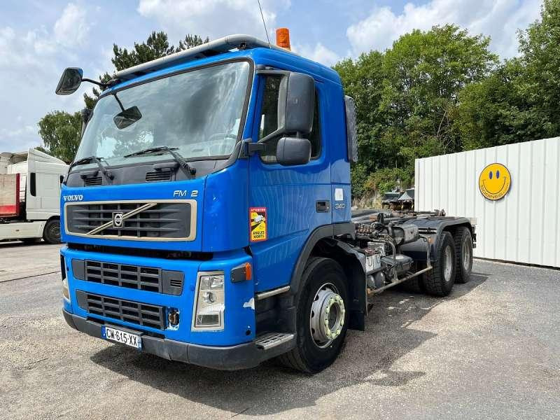 Volvo FM12 - 340 - 吊钩升降车:图2 Volvo FM12 - 340 - 吊钩升降车:图2