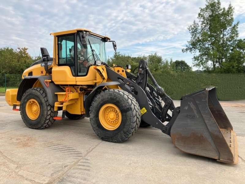 Volvo L90H - 轮式装载机:图1 Volvo L90H - 轮式装载机:图1
