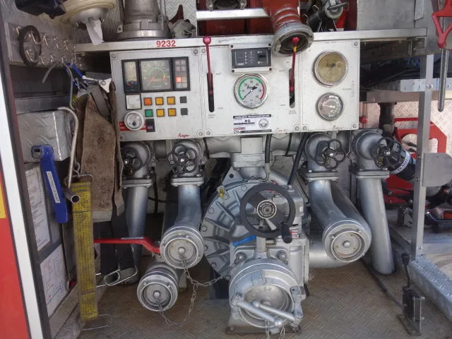 MAN 15 224-with winch 2500liter tank manual gearbox ,ziegler pomp - 消防车:图4 MAN 15 224-with winch 2500liter tank manual gearbox ,ziegler pomp - 消防车:图4