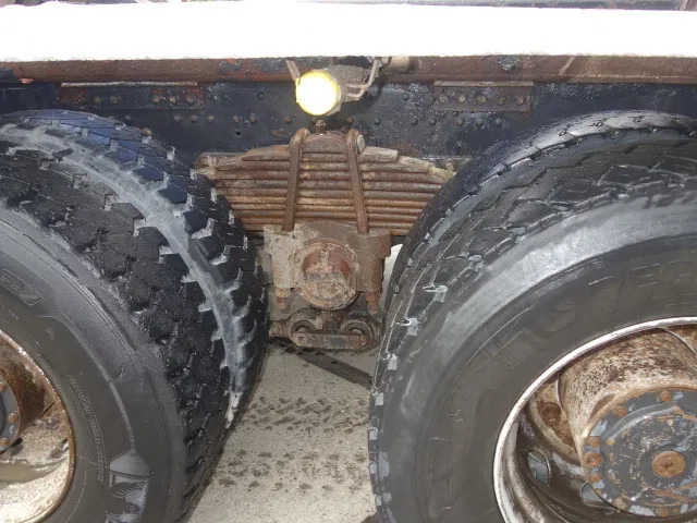 MAN 35-364 chassis cabine manual diesel pomp 6 cil 8x4 - 驾驶室底盘卡车:图4 MAN 35-364 chassis cabine manual diesel pomp 6 cil 8x4 - 驾驶室底盘卡车:图4
