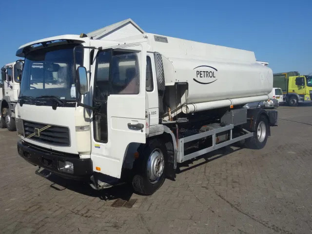 Volvo FL 240 PK 12000 LITER STEELSPRINGS - 罐车:图2 Volvo FL 240 PK 12000 LITER STEELSPRINGS - 罐车:图2