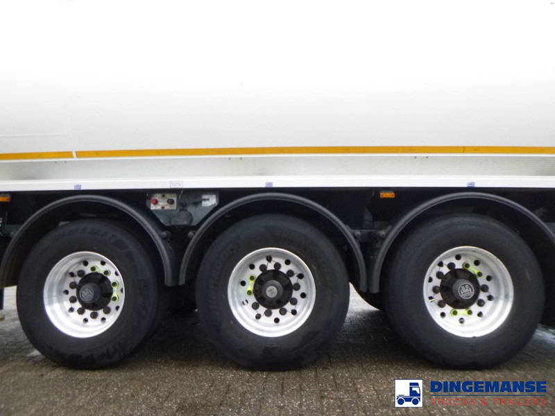COBO Fuel tank alu 44.7 m3 / 6 comp - 液罐半拖车:图5 COBO Fuel tank alu 44.7 m3 / 6 comp - 液罐半拖车:图5