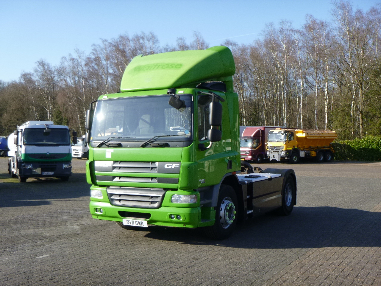牵引车 DAF CF 75.310 4x2 RHD：图1