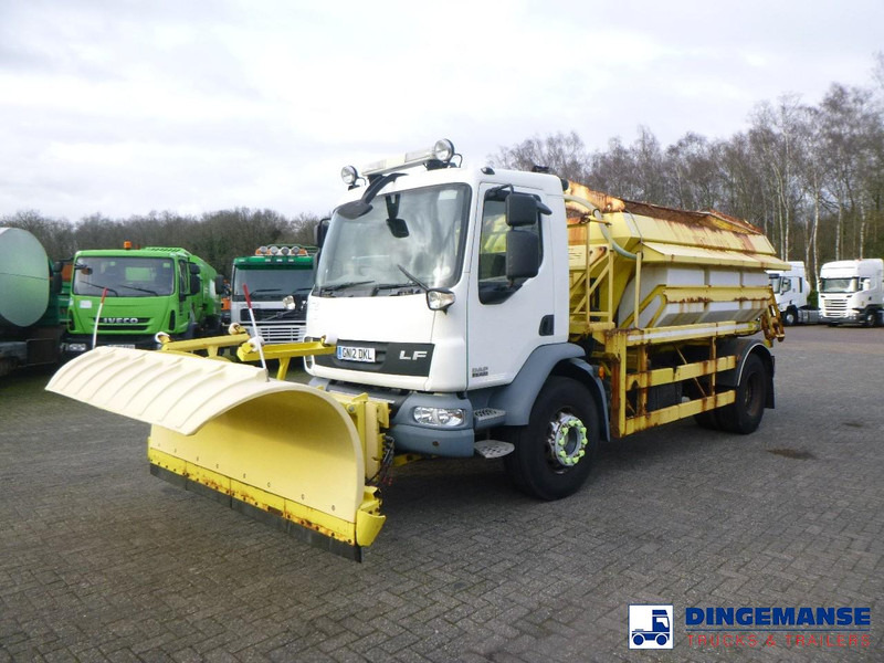 DAF LF 55.220 4X2 RHD salt spreader / gritter - 除雪车:图1 DAF LF 55.220 4X2 RHD salt spreader / gritter - 除雪车:图1