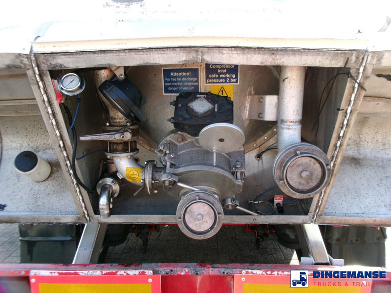 液罐半拖车 Feldbinder Powder tank alu 41 m3 (tipping):图10 液罐半拖车 Feldbinder Powder tank alu 41 m3 (tipping):图10