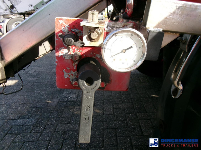 液罐半拖车 Feldbinder Powder tank alu 41 m3 (tipping):图9 液罐半拖车 Feldbinder Powder tank alu 41 m3 (tipping):图9