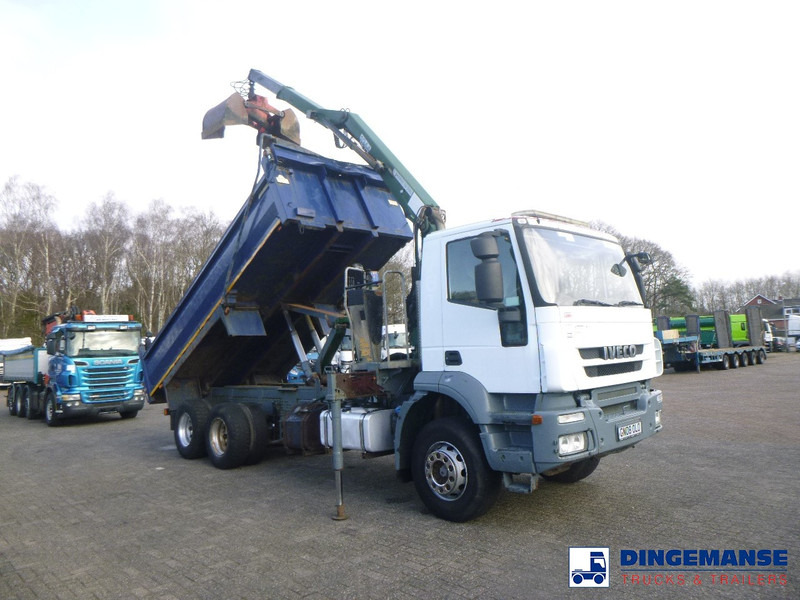 Iveco AD260T33 6X4 RHD tipper + HMF crane - 起重车:图2 Iveco AD260T33 6X4 RHD tipper + HMF crane - 起重车:图2
