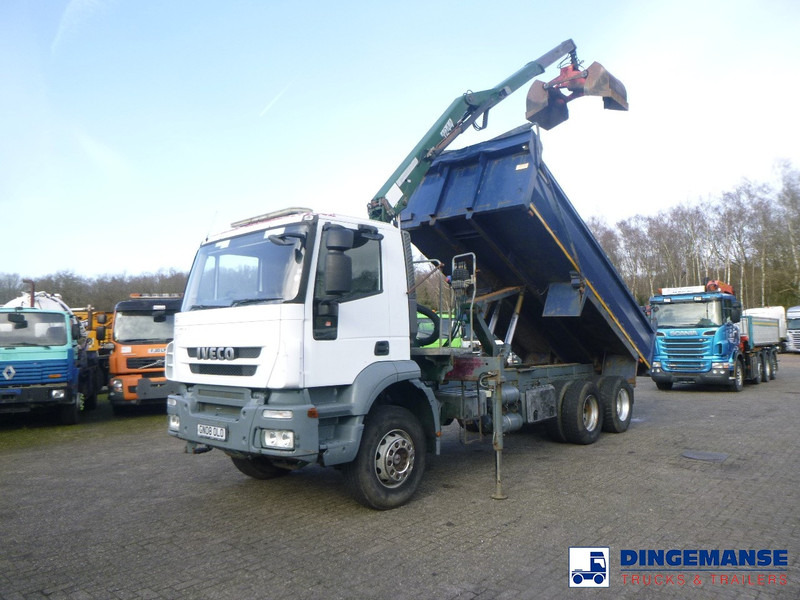 Iveco AD260T33 6X4 RHD tipper + HMF crane - 起重车:图1 Iveco AD260T33 6X4 RHD tipper + HMF crane - 起重车:图1