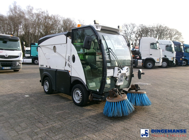 Johnston C101 street sweeper - 道路清扫机:图2 Johnston C101 street sweeper - 道路清扫机:图2