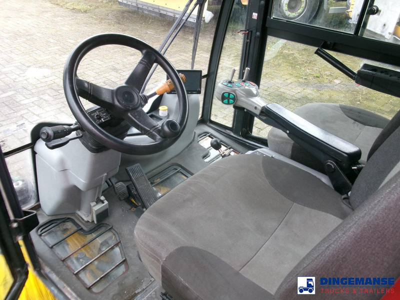 Johnston C202 compact street sweeper - 道路清扫机:图5 Johnston C202 compact street sweeper - 道路清扫机:图5