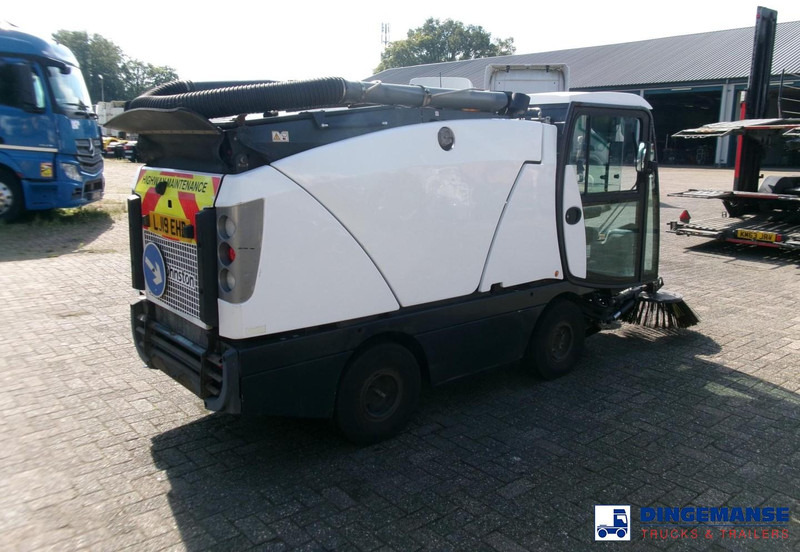 Johnston C202 compact street sweeper - 道路清扫机:图4 Johnston C202 compact street sweeper - 道路清扫机:图4