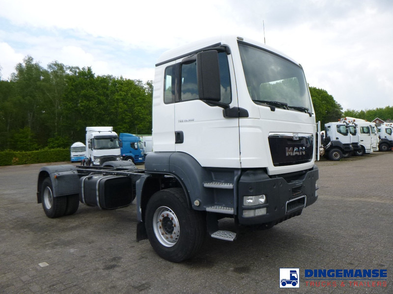 MAN TGS 19.360 4X2 BBS manual Euro 2 chassis + PTO - 驾驶室底盘卡车:图2 MAN TGS 19.360 4X2 BBS manual Euro 2 chassis + PTO - 驾驶室底盘卡车:图2