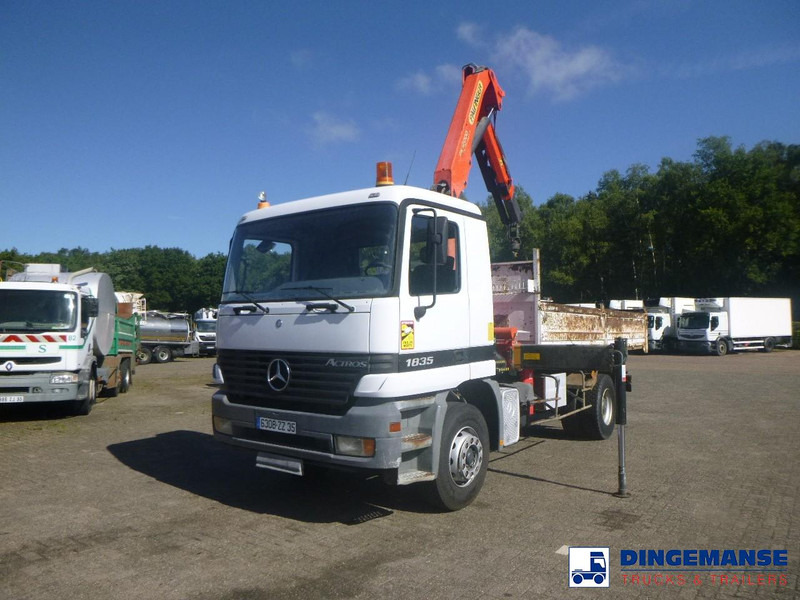 Mercedes-Benz Actros 1835 4x2 tipper + Palfinger PK12000 - 起重车:图1 Mercedes-Benz Actros 1835 4x2 tipper + Palfinger PK12000 - 起重车:图1