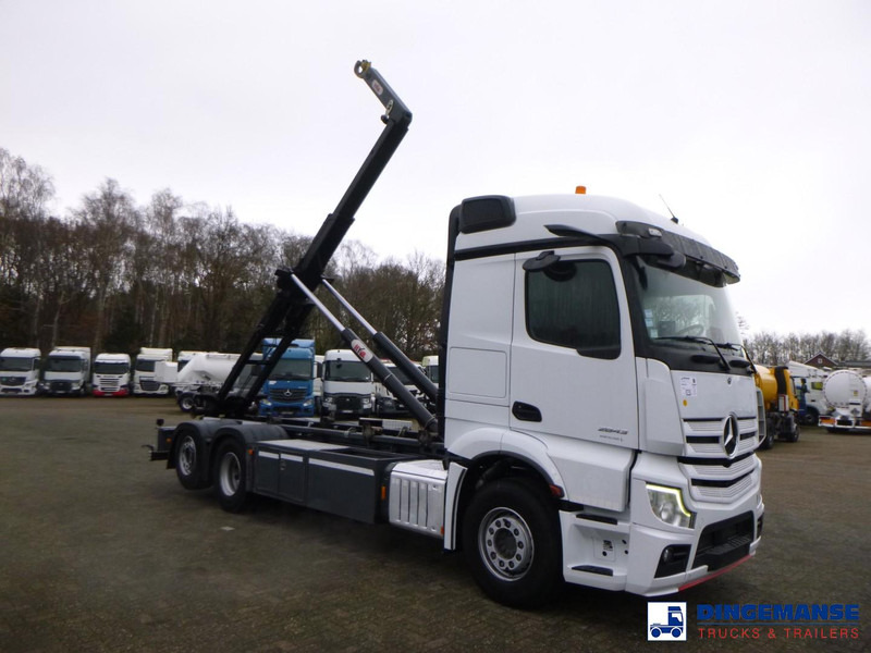 Mercedes-Benz Actros 2843 6x2 Hyva container hook 20t - 吊钩升降车:图2 Mercedes-Benz Actros 2843 6x2 Hyva container hook 20t - 吊钩升降车:图2
