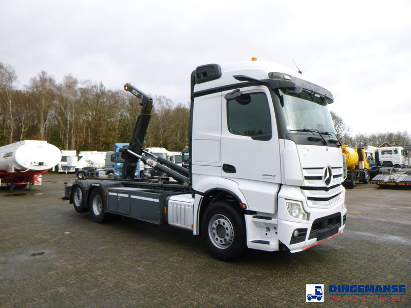 Mercedes-Benz Actros 2843 6x2 Hyva container hook 20t - 吊钩升降车:图2 Mercedes-Benz Actros 2843 6x2 Hyva container hook 20t - 吊钩升降车:图2
