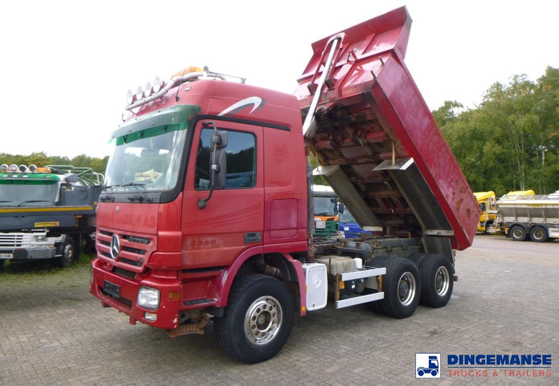 Mercedes-Benz Actros 3350 6x4 tipper - 翻斗车:图1 Mercedes-Benz Actros 3350 6x4 tipper - 翻斗车:图1